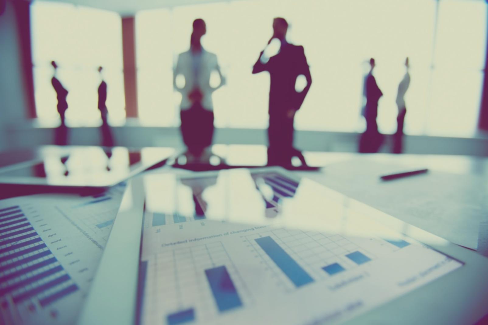 Strukturierte Finanzlernmaterialien und Arbeitsplatz